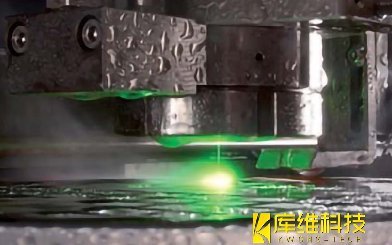 <b>水導(dǎo)激光加工中如何避免激光器波長和頻率的波動？</b>