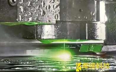 <b>水導(dǎo)激光切割技術(shù)在切割碳化硅時的切割速度如何？</b>